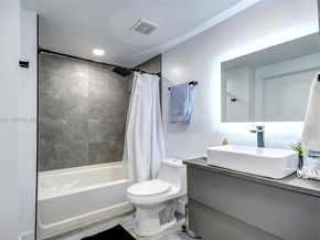 5077 NW 7th St 1216, Miami FL 33126