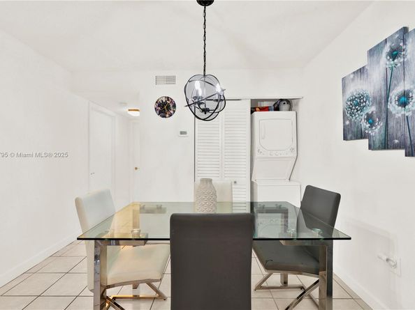 15620 SW 80th St H103, Miami FL 33193