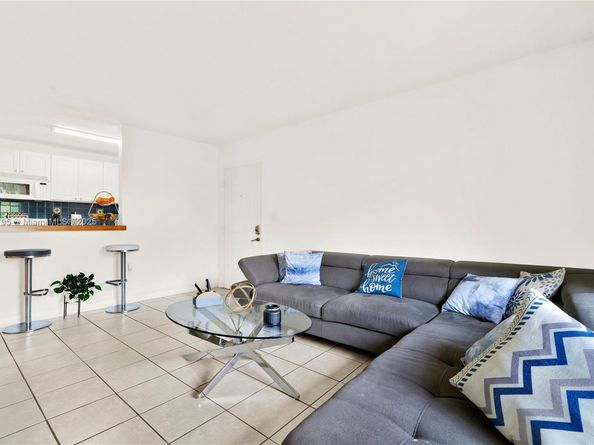 15620 SW 80th St H103, Miami FL 33193