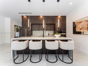 1122 NE 10th Ave B, Fort Lauderdale FL 33304
