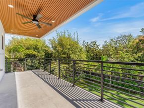 1122 NE 10th Ave B, Fort Lauderdale FL 33304