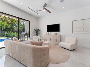 1122 NE 10th Ave B, Fort Lauderdale FL 33304