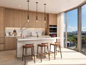 2215 NW 1st Place 621, Miami FL 33127