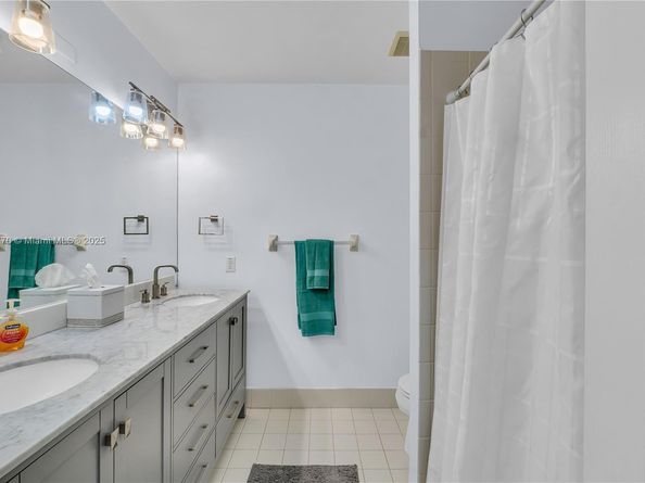 4811 NW 55th Dr, Coconut Creek FL 33073