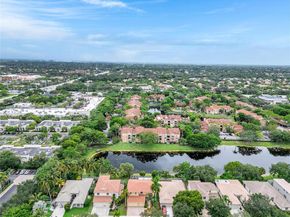 4811 NW 55th Dr, Coconut Creek FL 33073