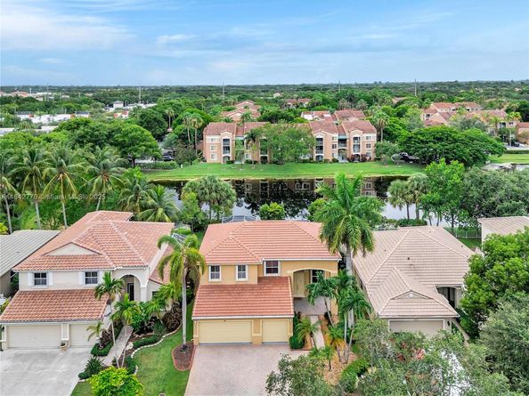 4811 NW 55th Dr, Coconut Creek FL 33073
