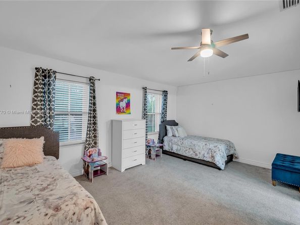 4811 NW 55th Dr, Coconut Creek FL 33073