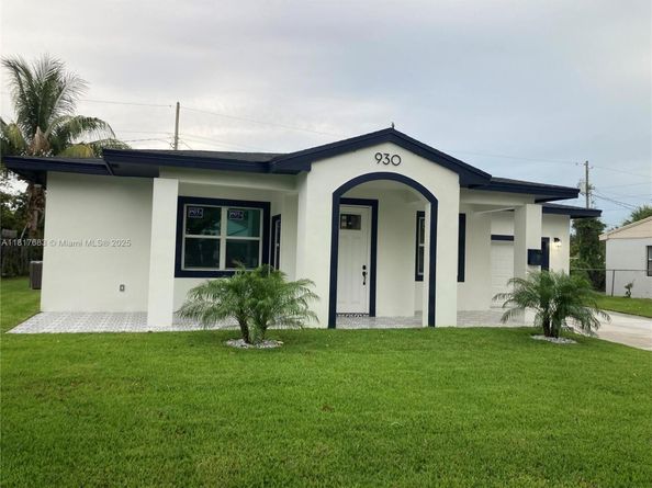 930 34th St, West Palm Beach FL 33407
