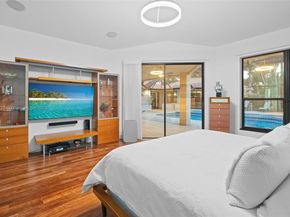 392 Coconut Cir, Weston FL 33326