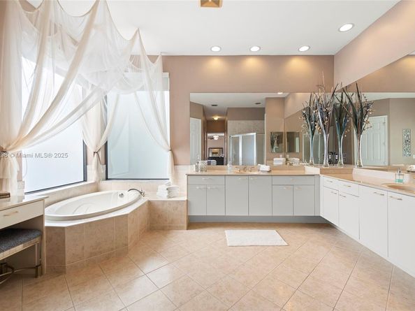 5008 SW 168th Ave, Miramar FL 33027