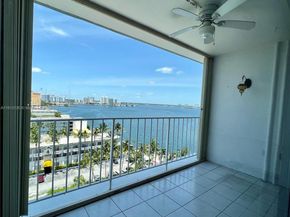 1865 79th St Cswy 11D, North Bay Village FL 33141