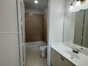 2288 NE 42nd Ave, Homestead FL 33033