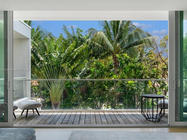 4700 N Meridian Ave, Miami Beach FL 33140