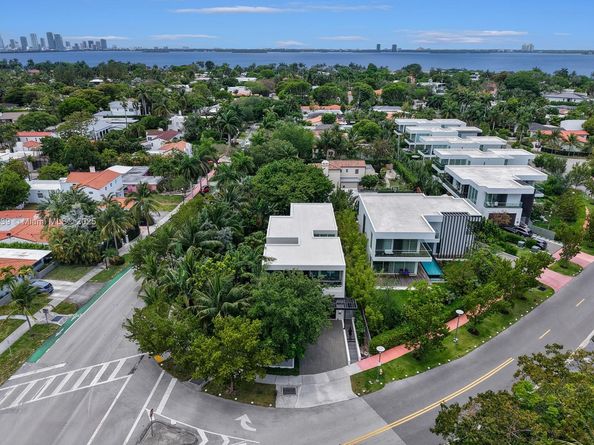 4700 N Meridian Ave, Miami Beach FL 33140