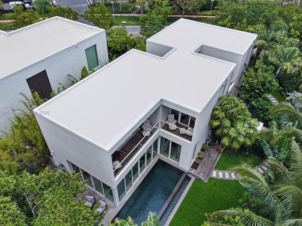 4700 N Meridian Ave, Miami Beach FL 33140