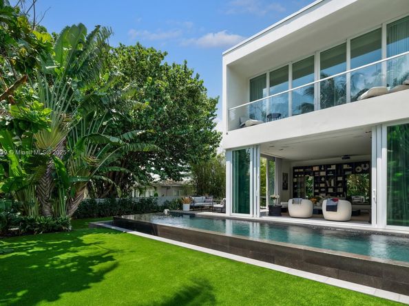 4700 N Meridian Ave, Miami Beach FL 33140