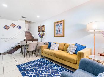 343 NE 37th Ter