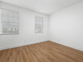 40 Simonton Cir 40, Weston FL 33326