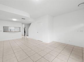40 Simonton Cir 40, Weston FL 33326