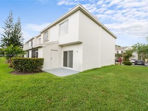 40 Simonton Cir 40, Weston FL 33326