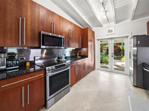 3610 Avocado Ave, Miami FL 33133