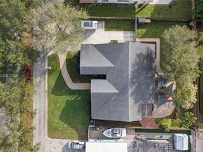 137 E Palm Dr, Margate FL 33063