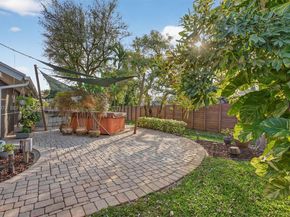 137 E Palm Dr, Margate FL 33063