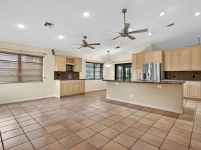 137 E Palm Dr, Margate FL 33063