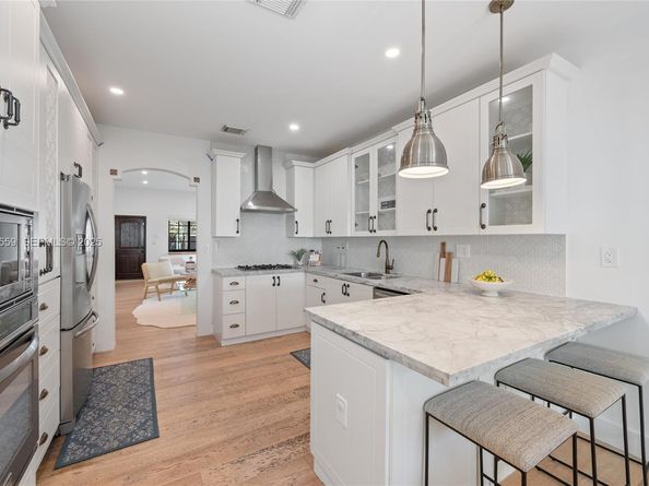 917 Granada Groves Ct., Coral Gables FL 33134