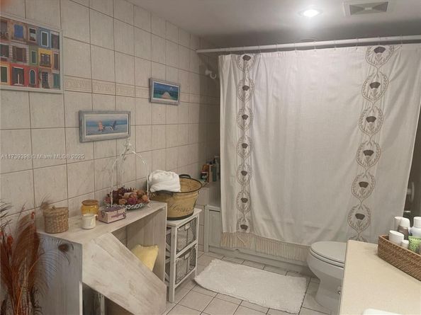 1121 Crandon Blvd D404, Key Biscayne FL 33149