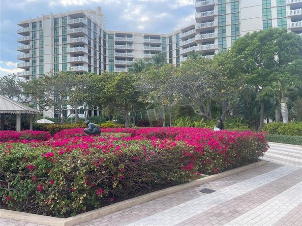 1121 Crandon Blvd D404, Key Biscayne FL 33149
