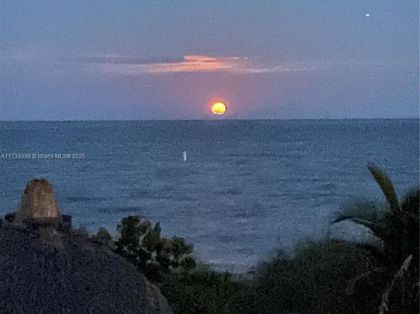 1121 Crandon Blvd D404, Key Biscayne FL 33149