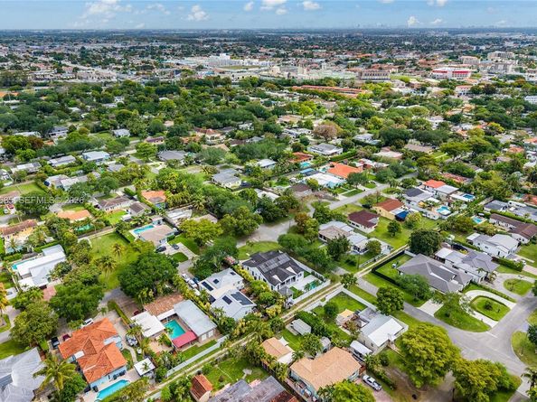 501 Lawn Way, Miami Springs FL 33166