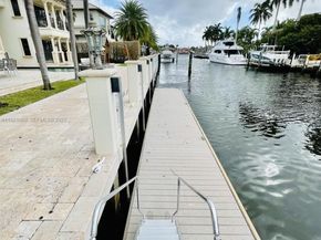 709 Isle Of Palms Dr, Fort Lauderdale FL 33301