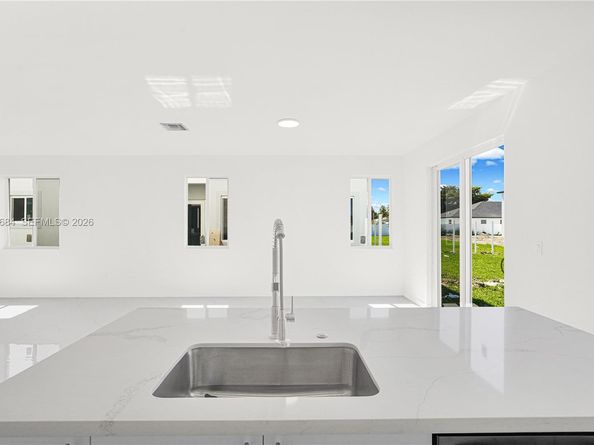 22555 SW 125th Ave 13A, Miami FL 33170