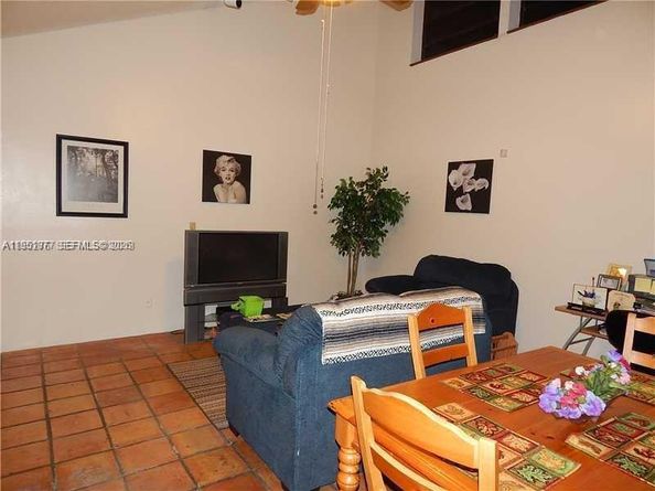 1761 NW 73rd Ave 47, Plantation FL 33313