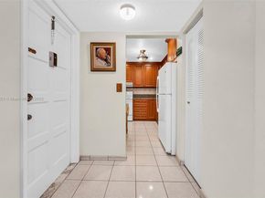 4270 NW 40th St 312, Lauderdale Lakes FL 33319