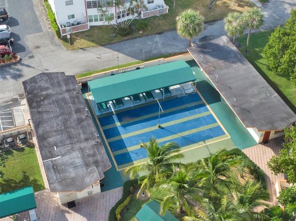 4270 NW 40th St 312, Lauderdale Lakes FL 33319