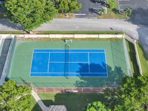 4270 NW 40th St 312, Lauderdale Lakes FL 33319