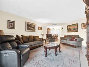 4270 NW 40th St 312, Lauderdale Lakes FL 33319