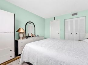 4270 NW 40th St 312, Lauderdale Lakes FL 33319