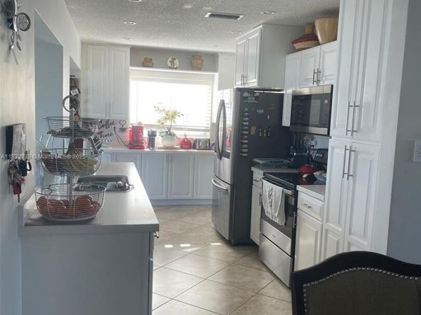 8312 NW 59th St, Tamarac FL 33321