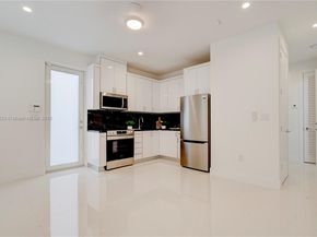 1805 NW 22nd Ct, Miami FL 33125