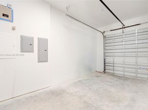 1805 NW 22nd Ct, Miami FL 33125