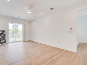 1805 NW 22nd Ct, Miami FL 33125