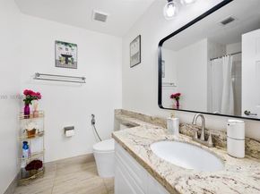 9755 NW 52nd St 513, Doral FL 33178