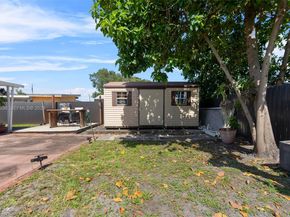 3140 NW 59th St, Miami FL 33142