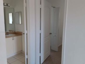 3760 NE 9th Ct, Homestead FL 33033