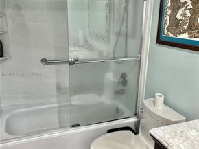 4001 Hillcrest Dr 1014, Hollywood FL 33021