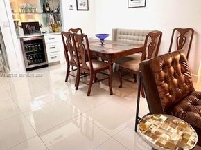 4001 Hillcrest Dr 1014, Hollywood FL 33021